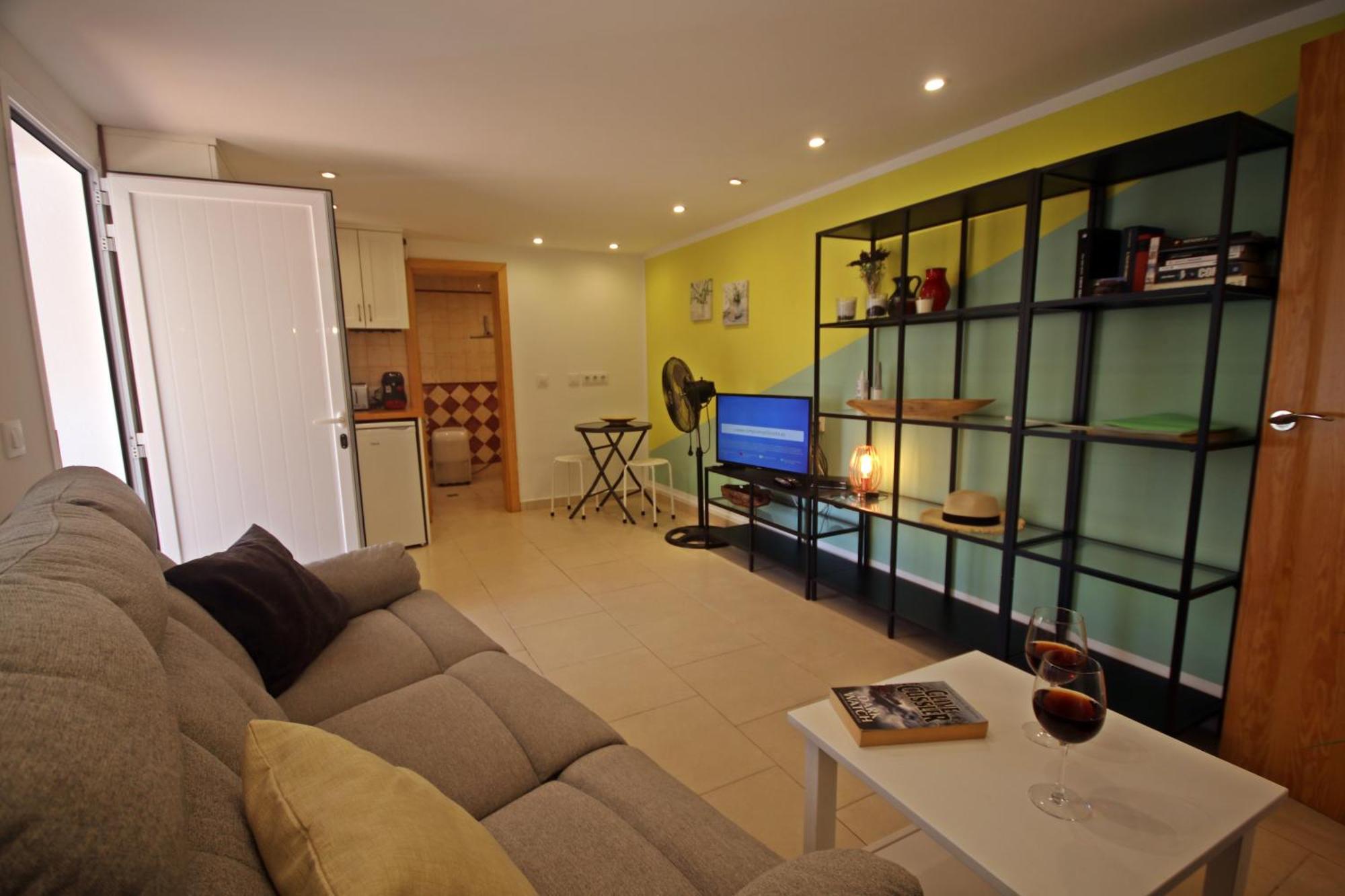 Wunderschoenes Kleines Apartment Fuer 2 Personen Mit Idylischen Blick Ins Gruene Cala Galdana  Eksteriør billede