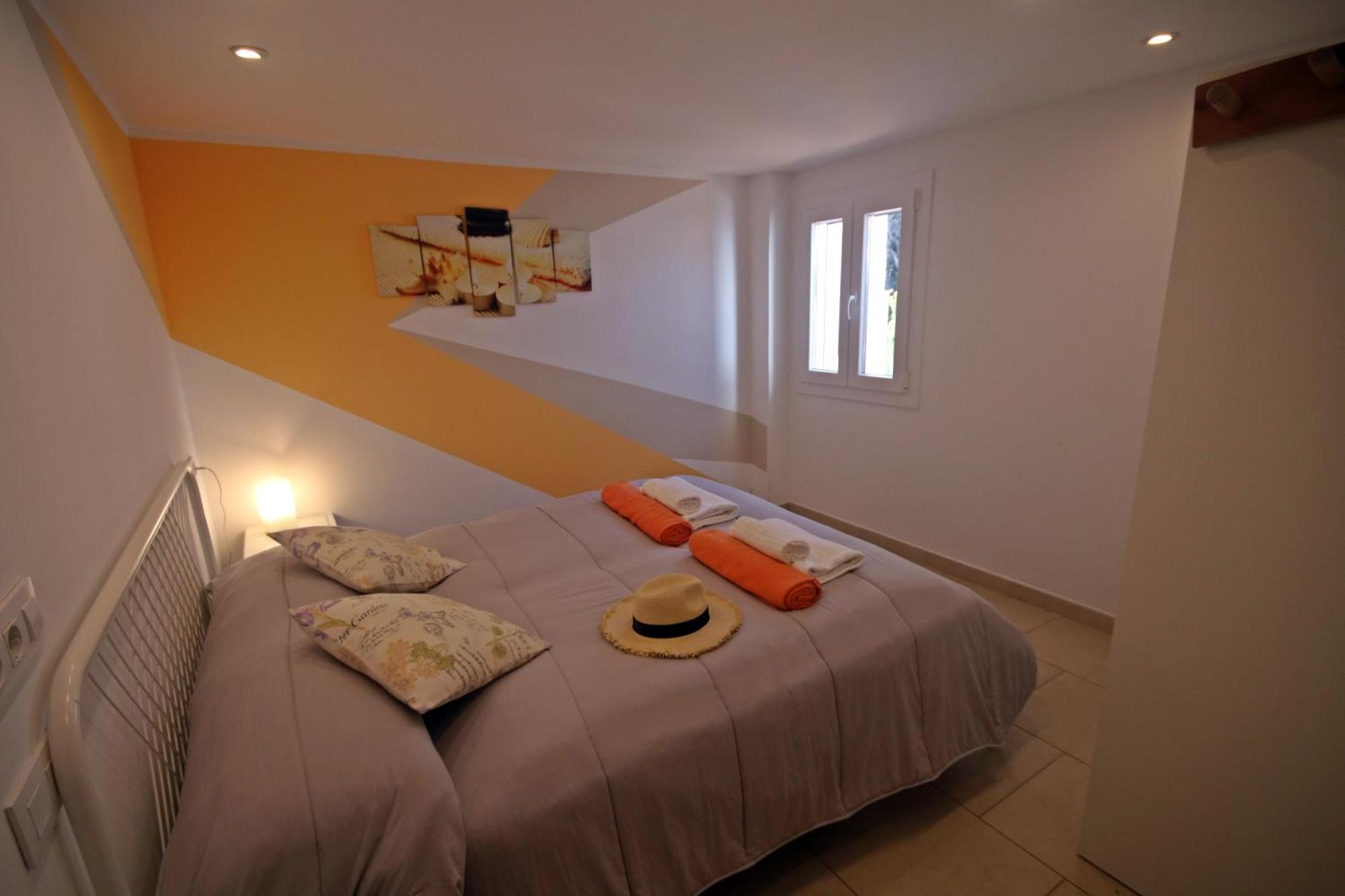 Wunderschoenes Kleines Apartment Fuer 2 Personen Mit Idylischen Blick Ins Gruene Cala Galdana  Eksteriør billede